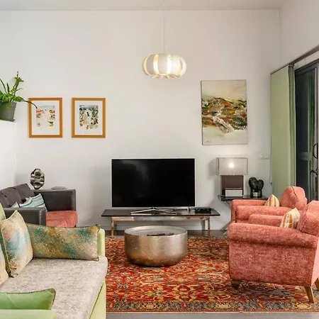 Graycis House By * 아르코다카헤타