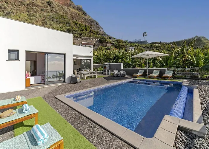 Graycis House By * 아르코다카헤타