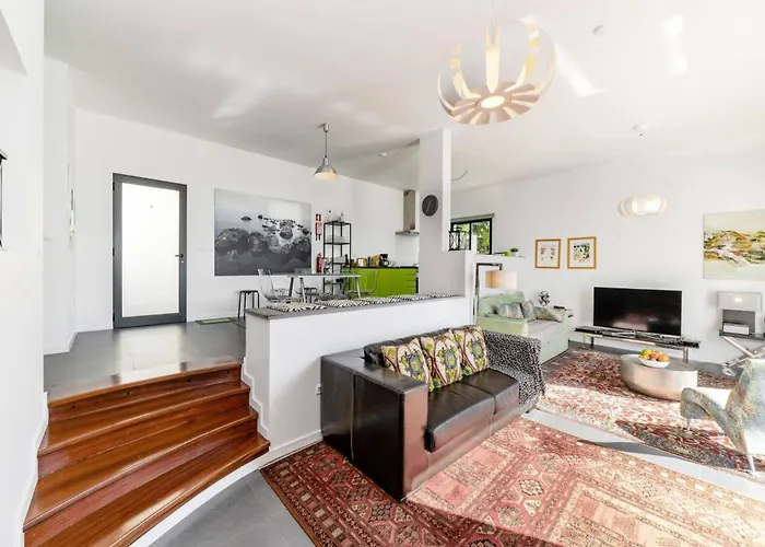 Graycis House By 아르코다카헤타